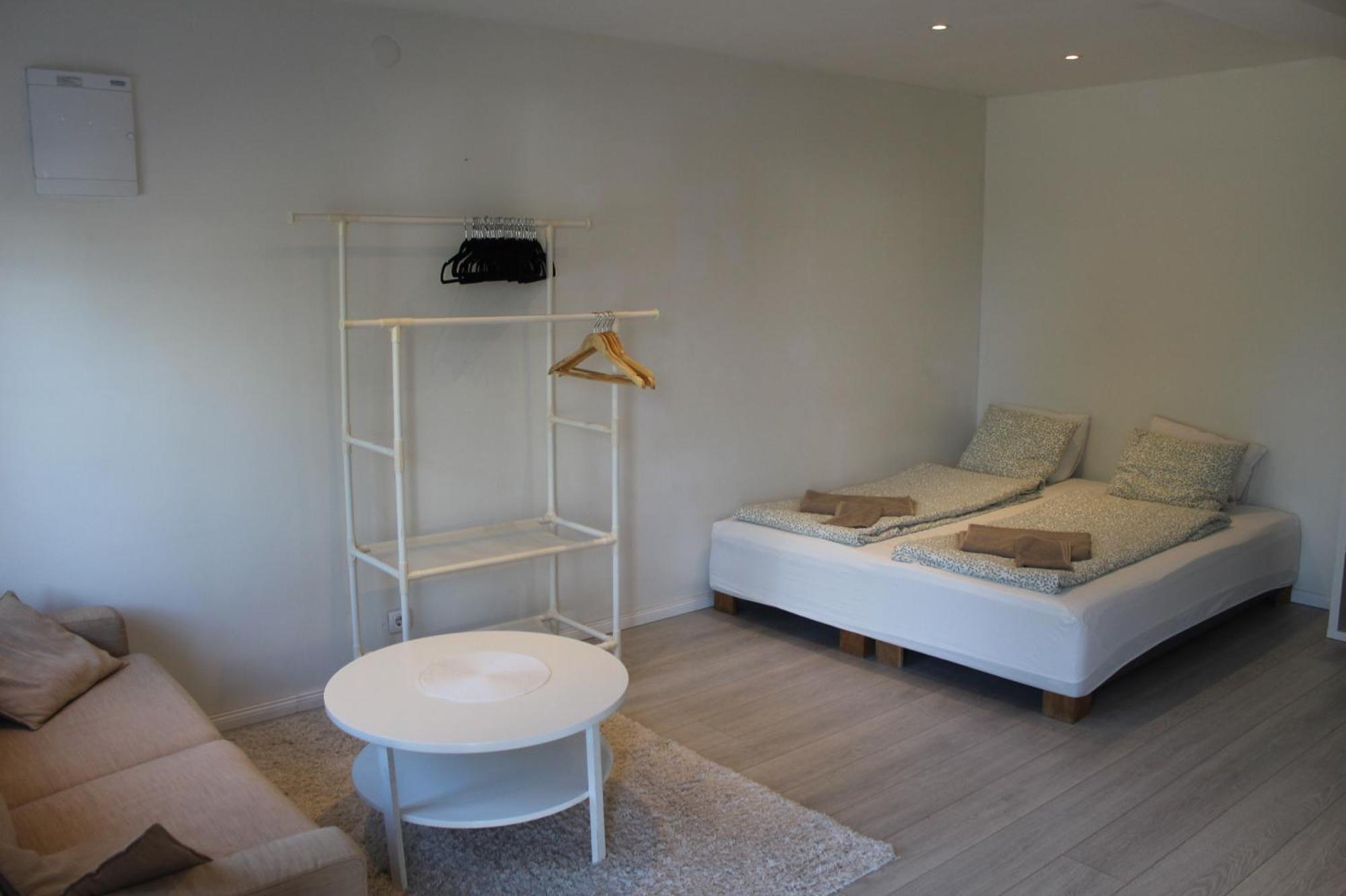 Cozy City Stay Steps From The Beach & Transit Abbekås Exterior foto